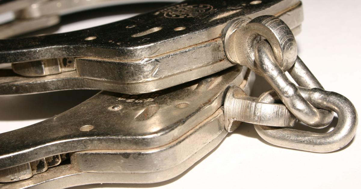 Strangulation charges filed against Lewisburg man