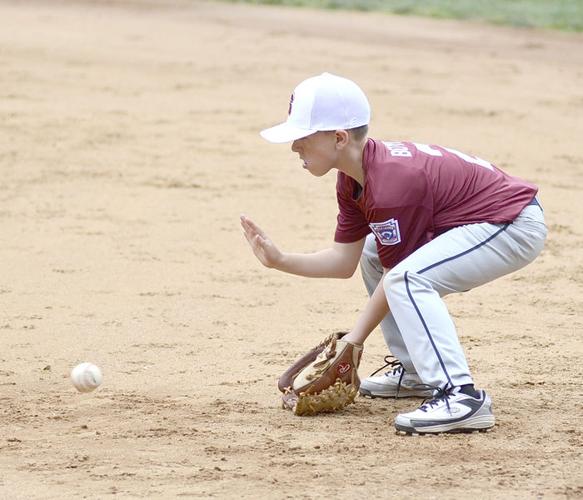 Little League Baseball Pitching, big inning carries Lewisburg by Shik