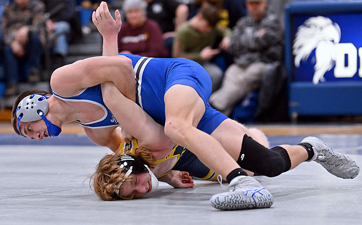 Warrior Run Clinches 29-24 Victory Over Montoursville in Dramatic Dual Meet