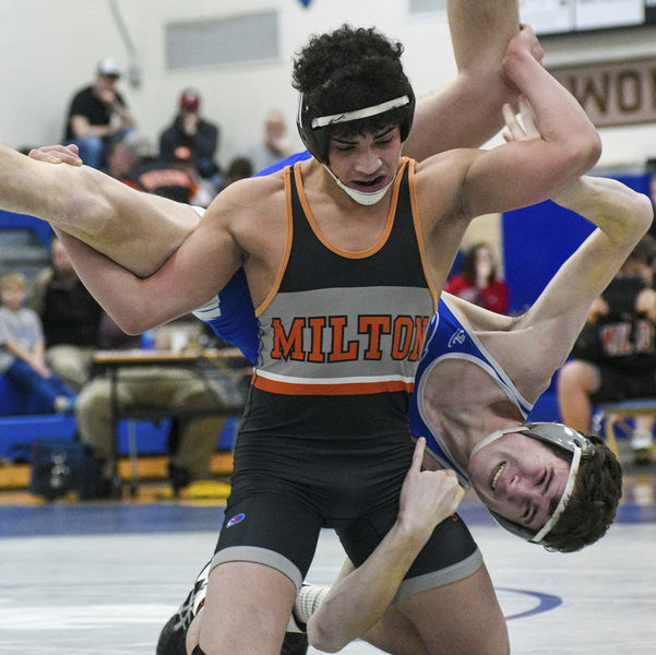 Mitch's Pin In Final Match Lifts Black Panthers | Sports | Dailyitem.com