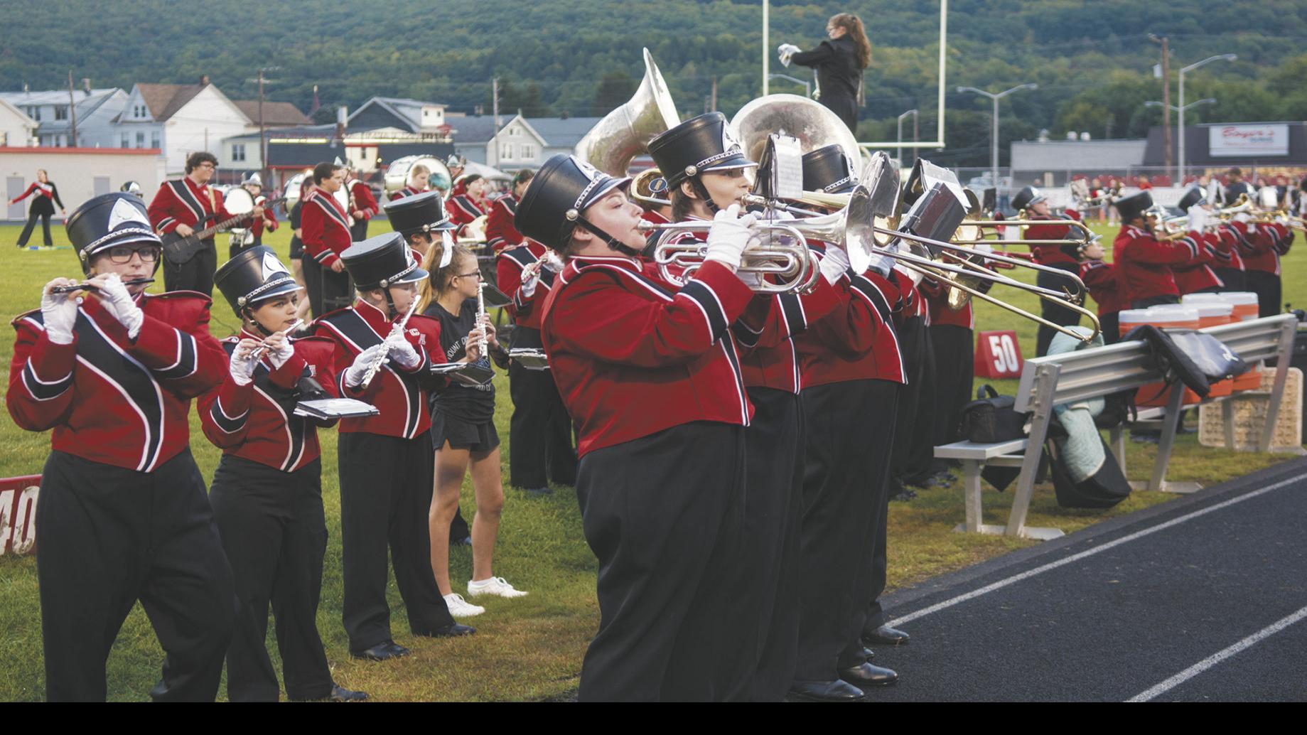 Mount Carmel Area High School Marching Band entertains fans with groovy  selection, News