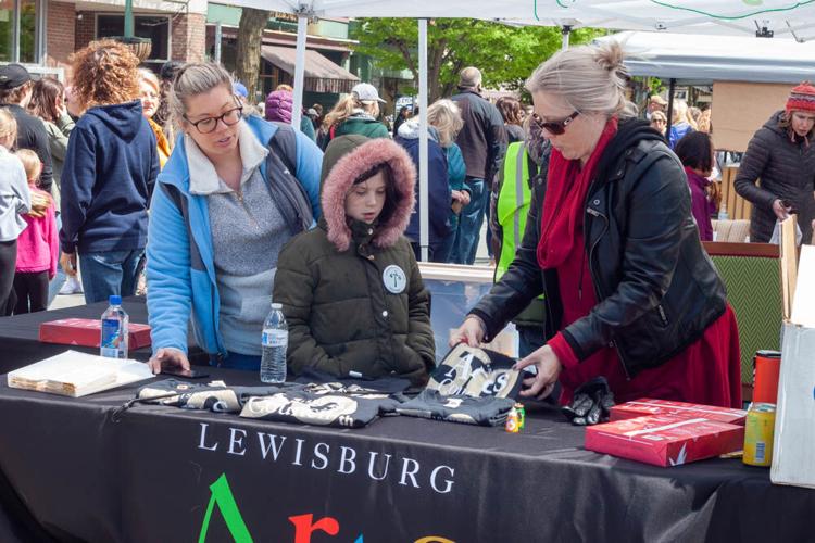Downtown Lewisburg to be filled with music, art for festival Applause