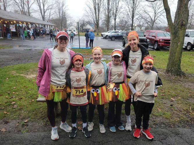 More than 400 race in Mifflinburg Turkey Trot News