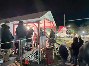 Santa House to be open Friday and Saturday in Sunbury