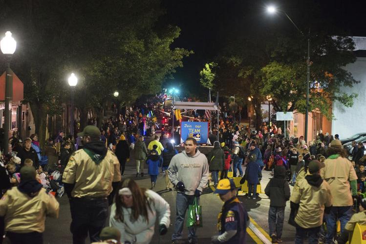Thousands line streets for Sunbury Halloween parade Local News