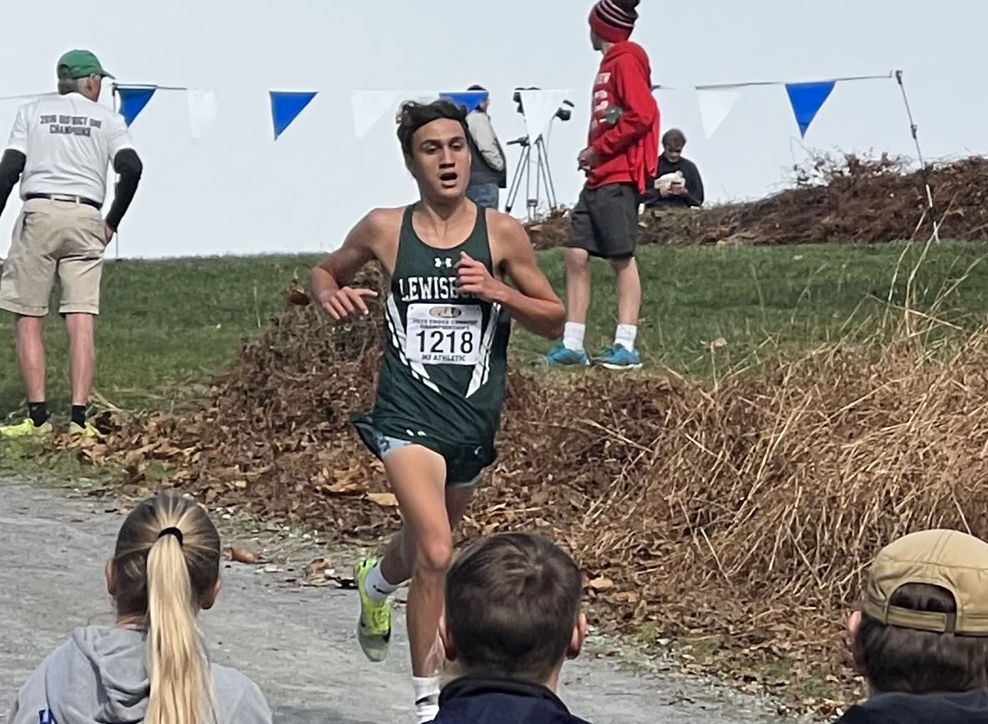 Hess, Spahr finish in top 10 in Class 2A boys | Sports | dailyitem.com