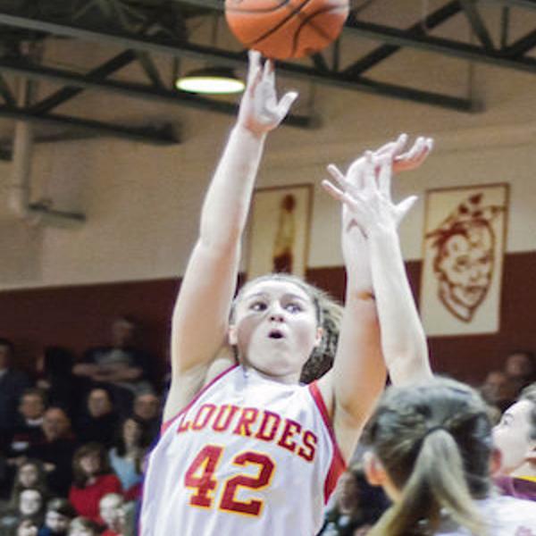 H S Girls Basketball Bickel S Record Night Paces Lourdes Local