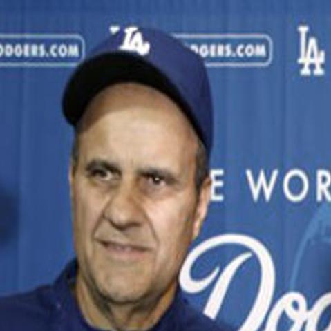 Joe Torre can relate to Don Mattingly's status within Dodgers