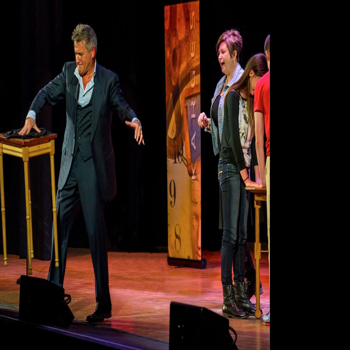 Performer Combines Magic Psychology In Special Show Applause