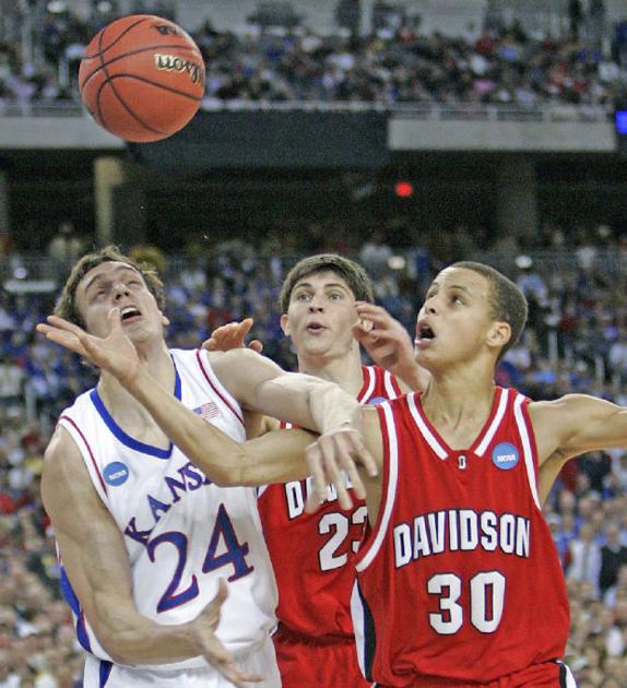 Ncaa Davidson Kansas Basketball Dailyitem Com