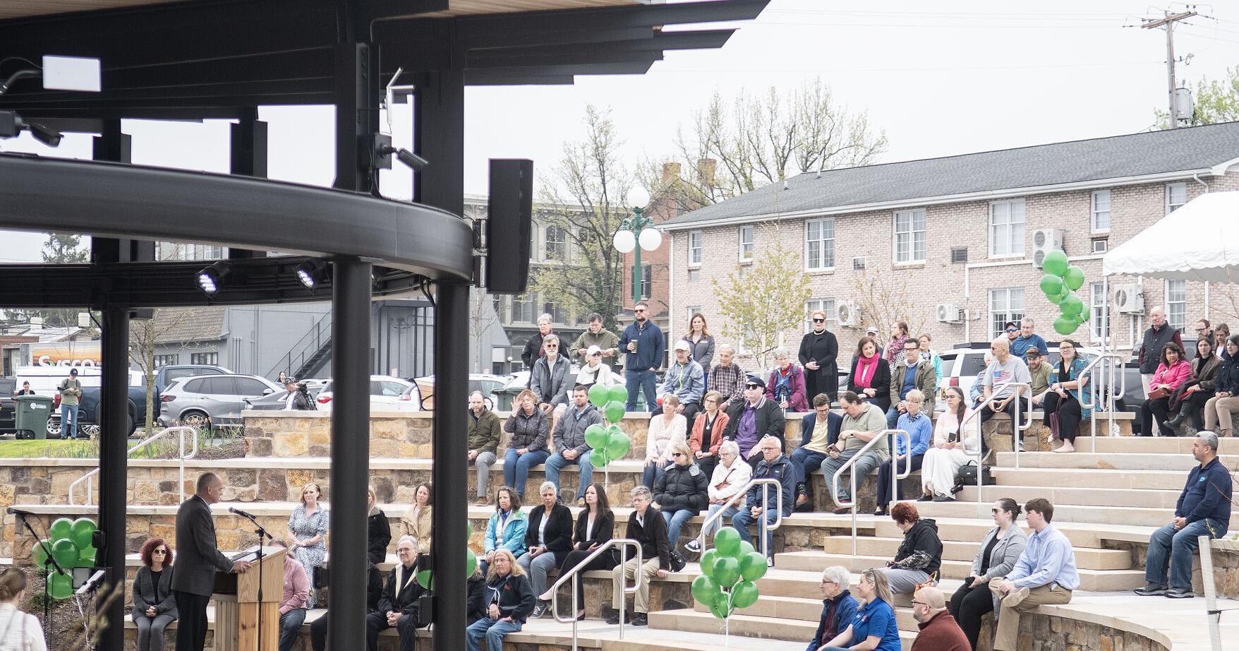 Lewisburg cuts ribbon on newly renovated Hufnagle Park - Vimarsana News