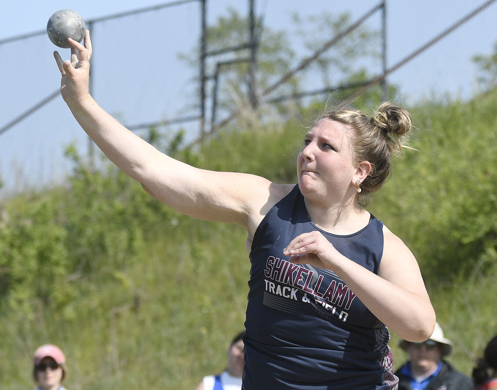 Danville girls Lewisburg boys break district records in 4x800