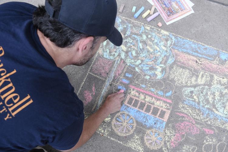 Artists of all ages participate in Lewisburg Sidewalk Chalk Festival