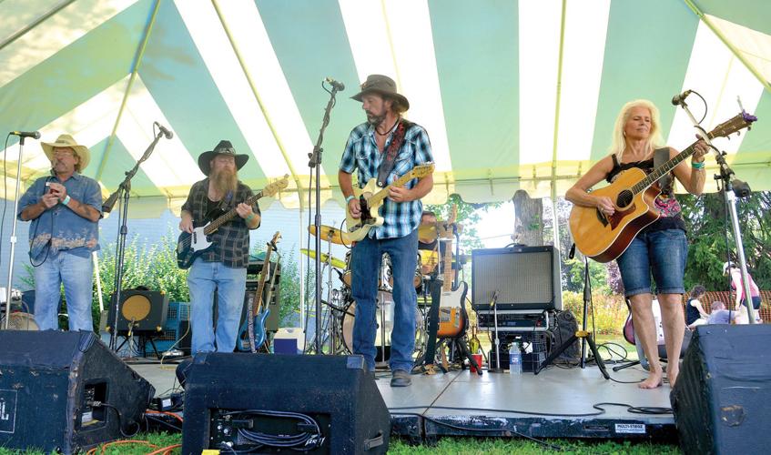 2,000 cram wine and beer festival in Selinsgrove News