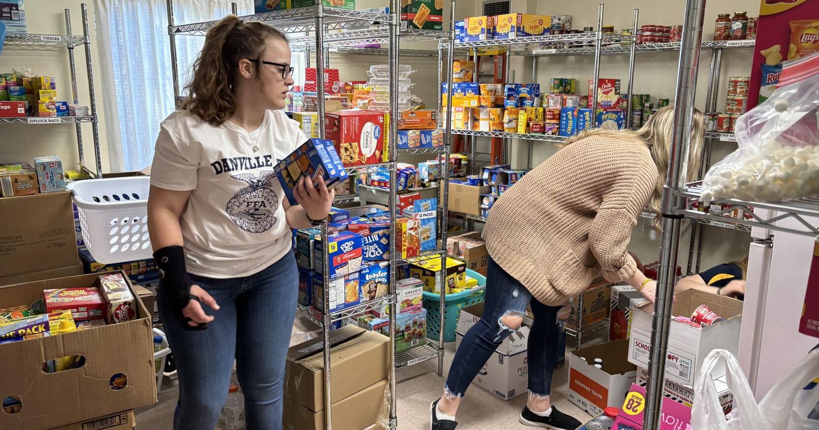 Local students volunteer for Farmers Care Day at Ronald McDonald House - Vimarsana News