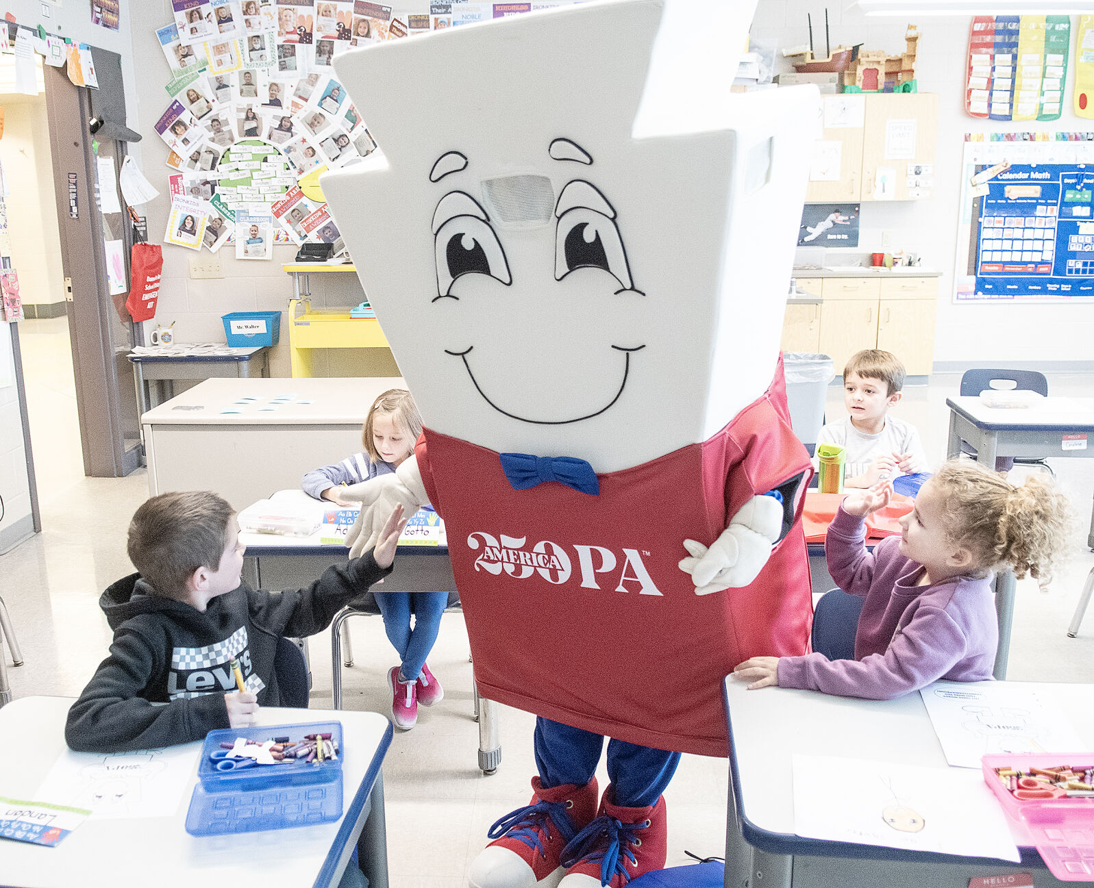 Danville Primary School Students Welcome The 'Keystone Kid' To ...