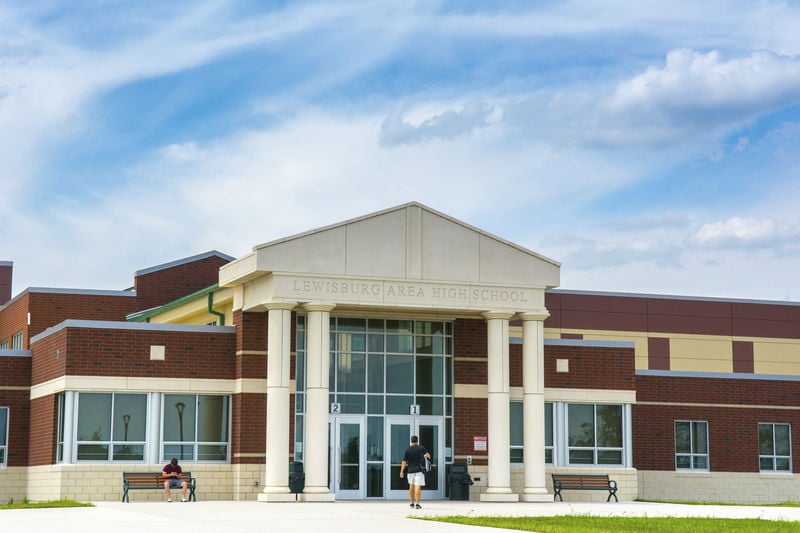 Lewisburg high school earns certificate for 'green' facility | Local ...