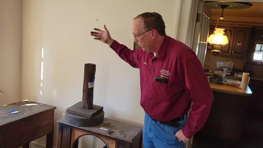 Former Jerre Wirt Blank Funeral Home and contents to be auctioned in