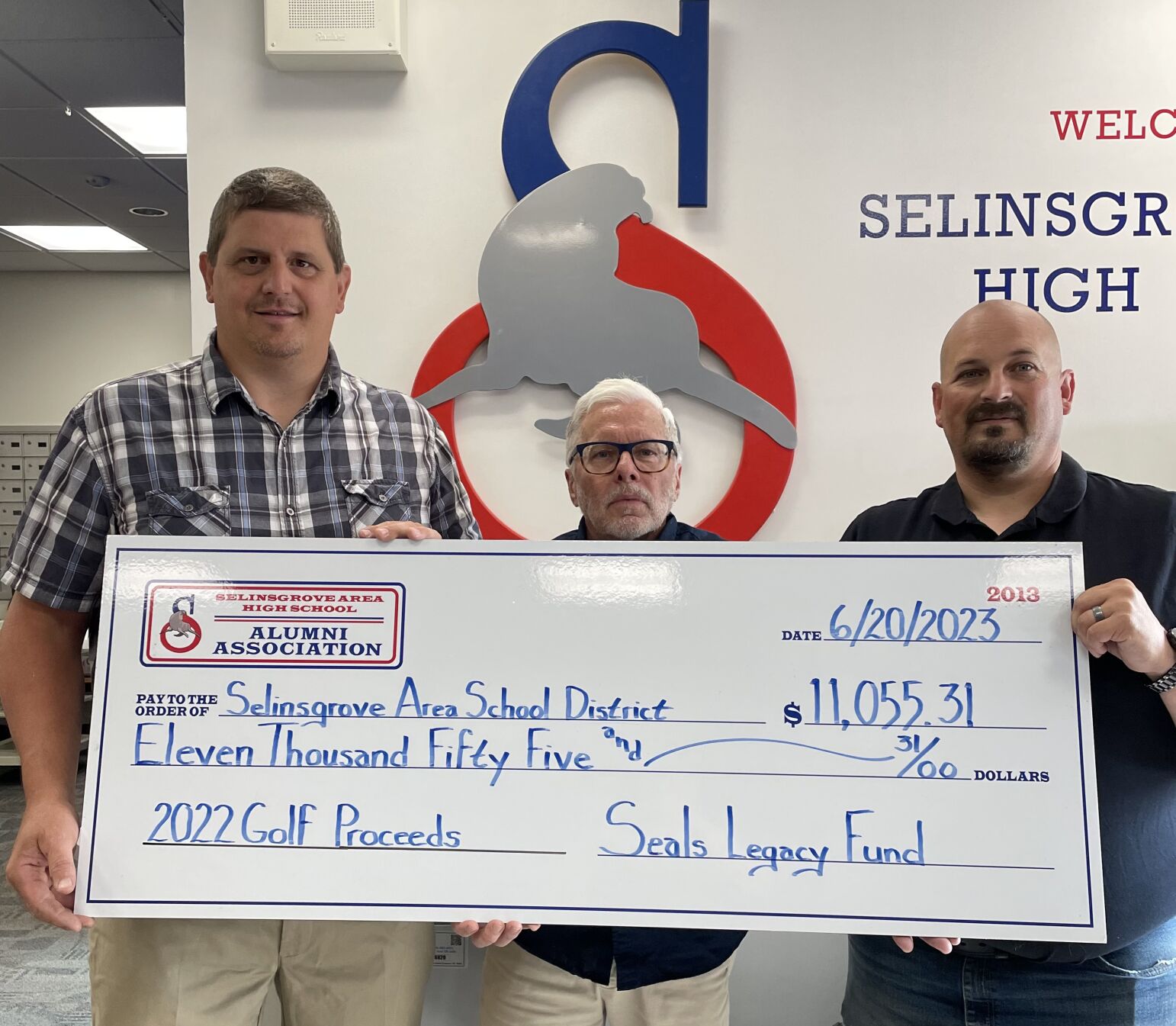 Selinsgrove Area High School Alumni Association donates more than ...