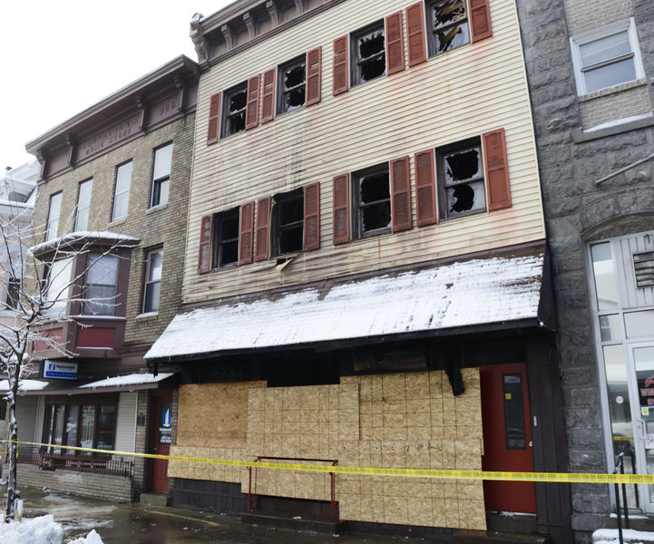 Chief Firefighters' efforts contained Mount Carmel fire Local News