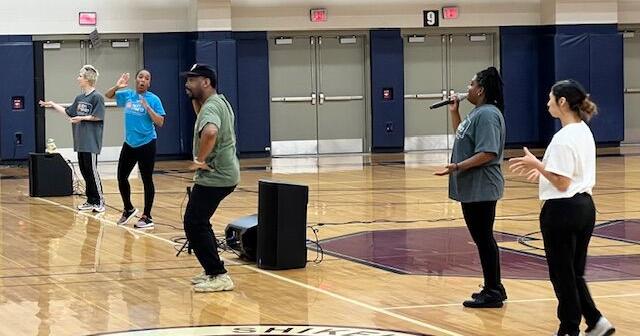Shikellamy starts the day with some hip-hop - Vimarsana News