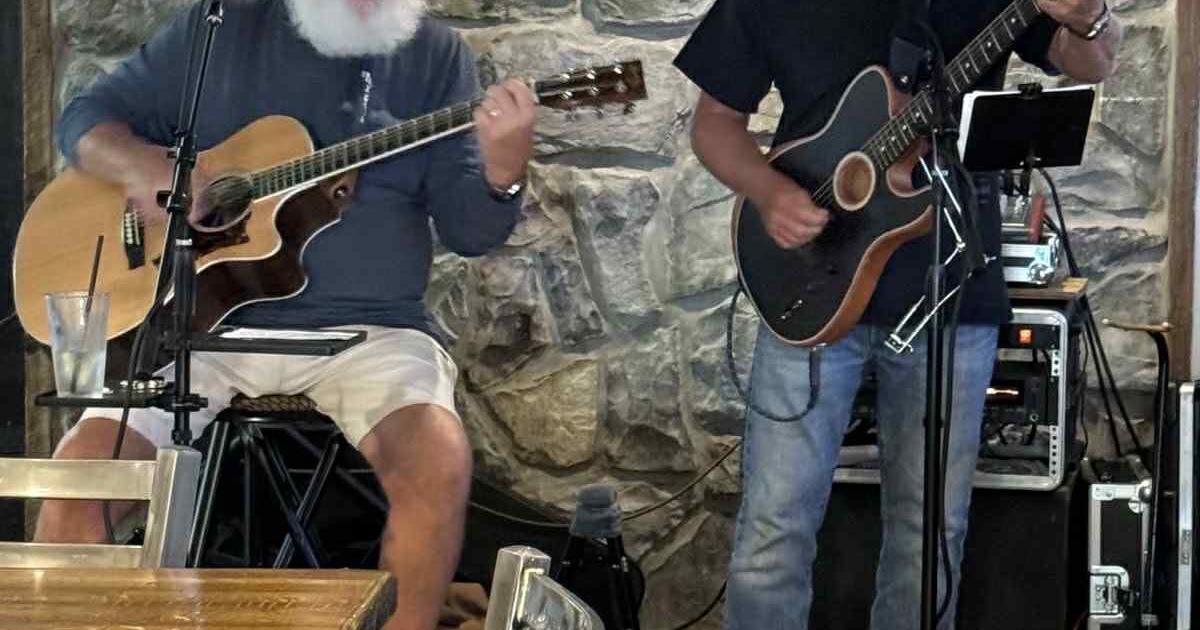 Northumberland duo ready to play the classics at Front Street Station