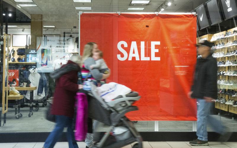 Shoppers return to stores the day after Christmas Local News