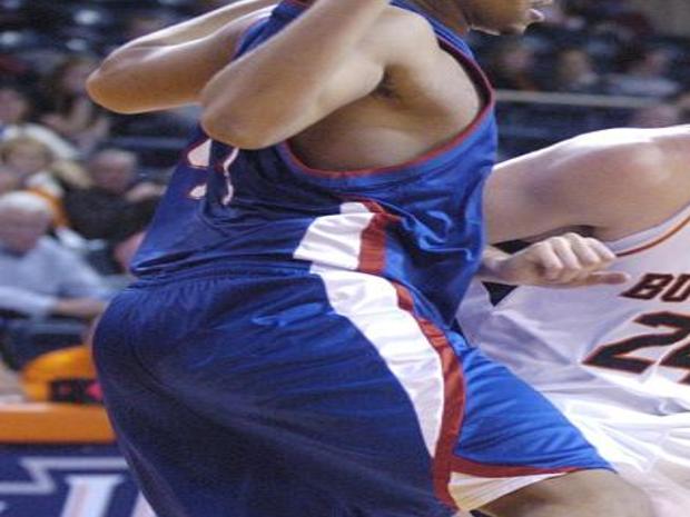 Men S Basketball Rivals Bucknell Holy Cross Meet Again Tonight