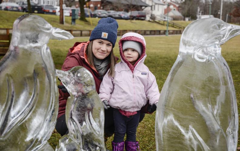 Wielding chainsaw, propane torch sculptor kicks off Lewisburg Ice