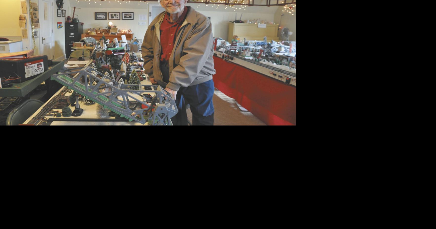 Train enthusiasts share love, memories with area families | | dailyitem.com