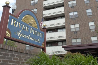 Riverfront Apartments Jumper Had Arrest Record News Dailyitem Riverfront Apartments Jumper Had Arrest Record