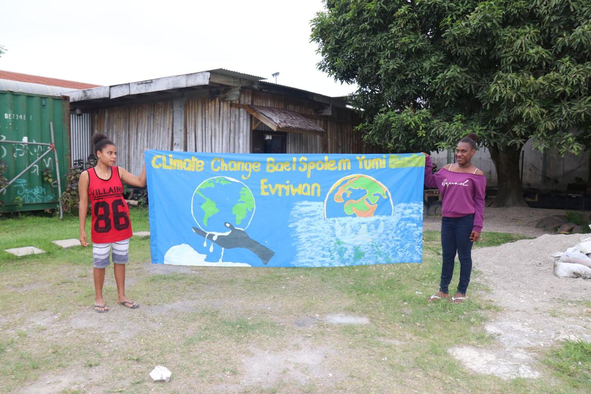 Wan Smolbag’s Biggest Film Scene Ever News dailypost.vu