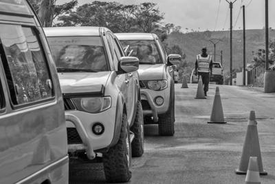 Vehicles without road documents, using additional lights seized