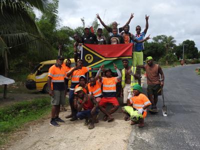 Mele organizes team to keep road sides clean