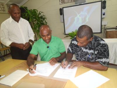 MALAPOA WORKMEN SIGNS EMPLOYMENT CONTRACT