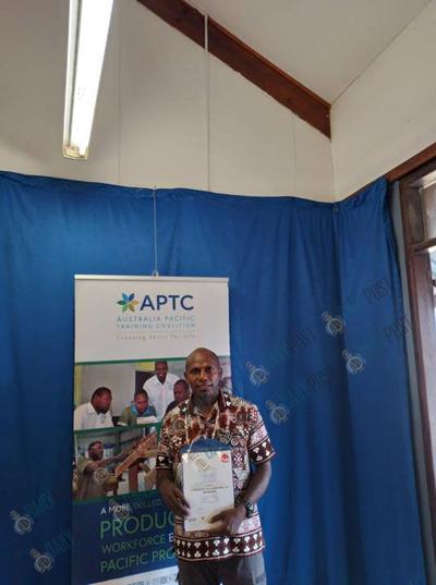 Vane Sole Ni Vanuatu Graduate of Certificate III Air Conditioning and