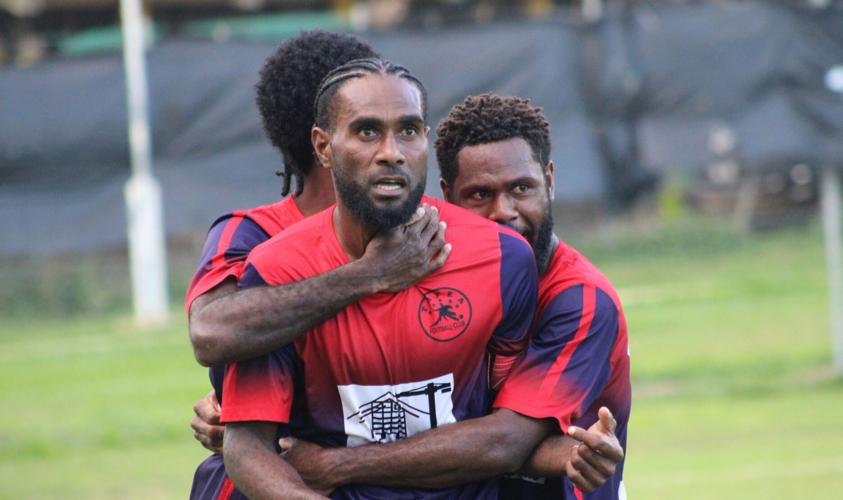 Ikki lezbiyen qizgin bir jinsli jinsiy aloqa quvonchini boshdan kechiradi. Uyda qizlar bilan porno tomosha qiling