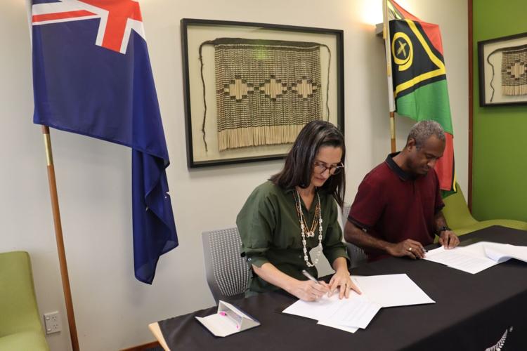 Mehaka Rountree Vanuatu and New Zealand Sign VT500 Million Climate Flexible Finance ...