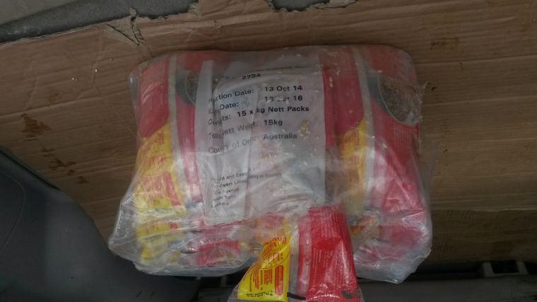 Maggot-infested sack of rice shocks shopper | News | dailypost.vu