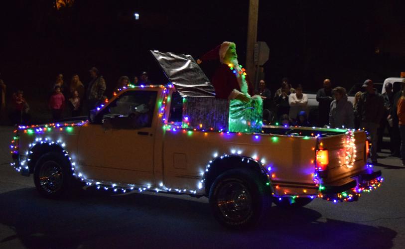 Scenes from the Etowah Christmas parade News