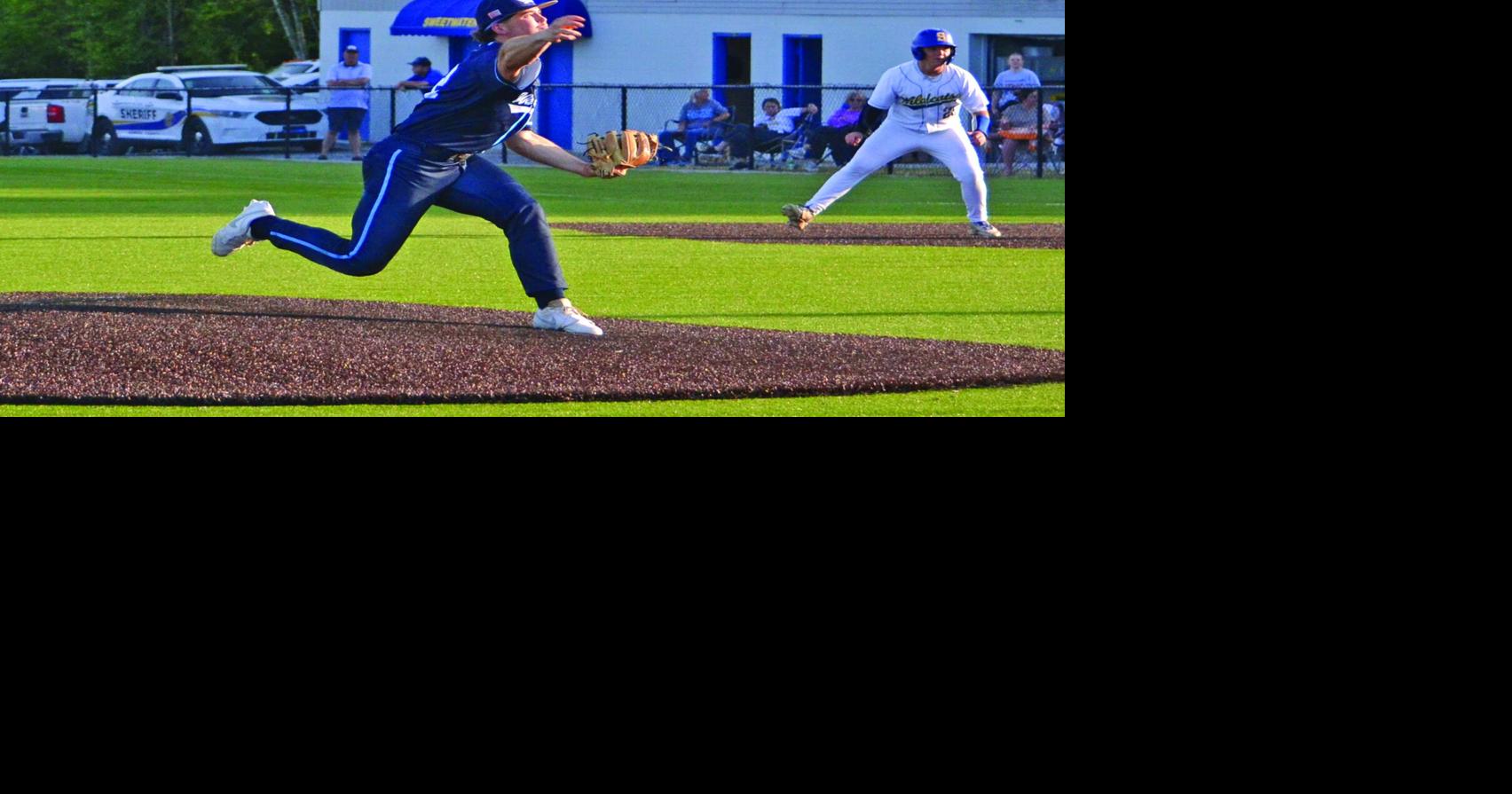 Chargers take down No. 2 Sweetwater behind Hunter Rayburn gem | Sports ...