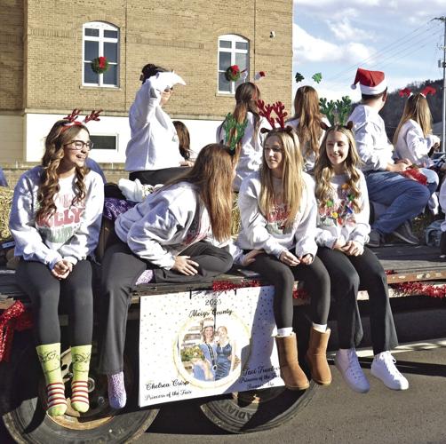 Decatur parade opens Christmas season in Meigs County News