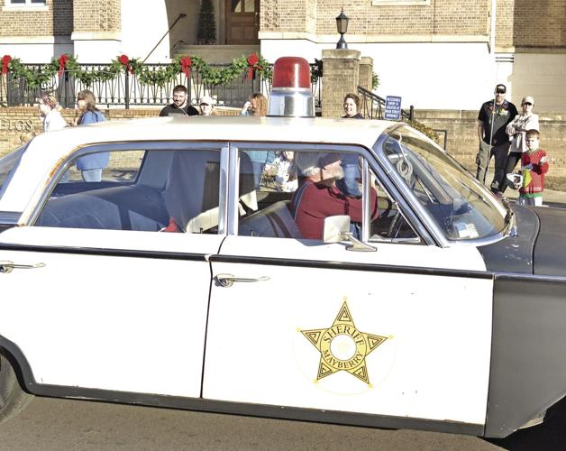 Decatur parade opens Christmas season in Meigs County News