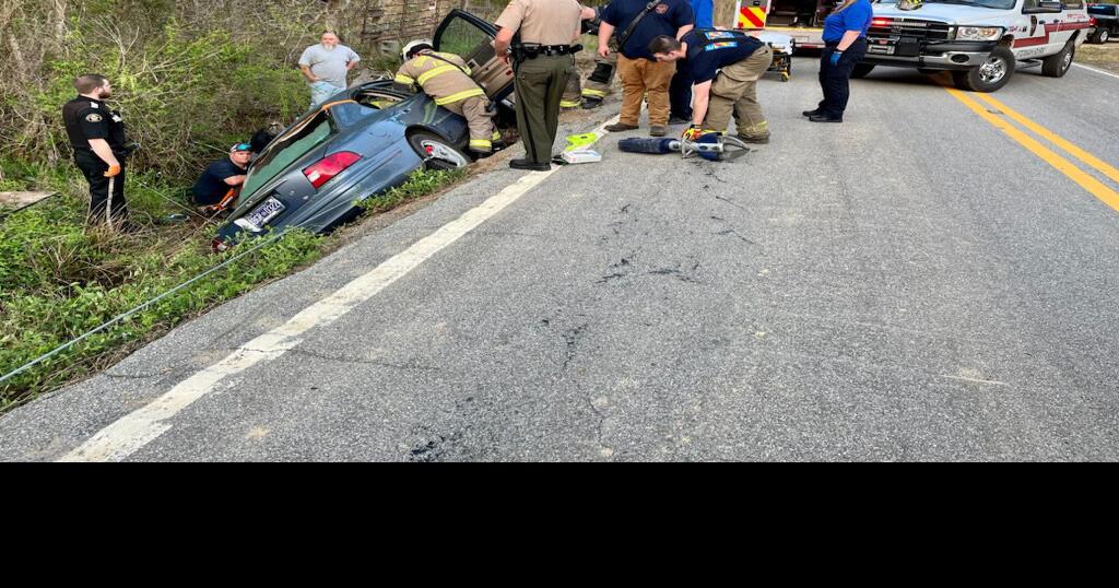Driver airlifted following Wednesday wreck in Etowah News