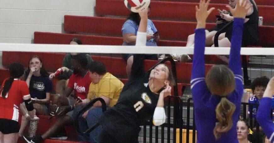 Lady Cherokees inconsistent in tri-match losses to Sequoyah, TKA