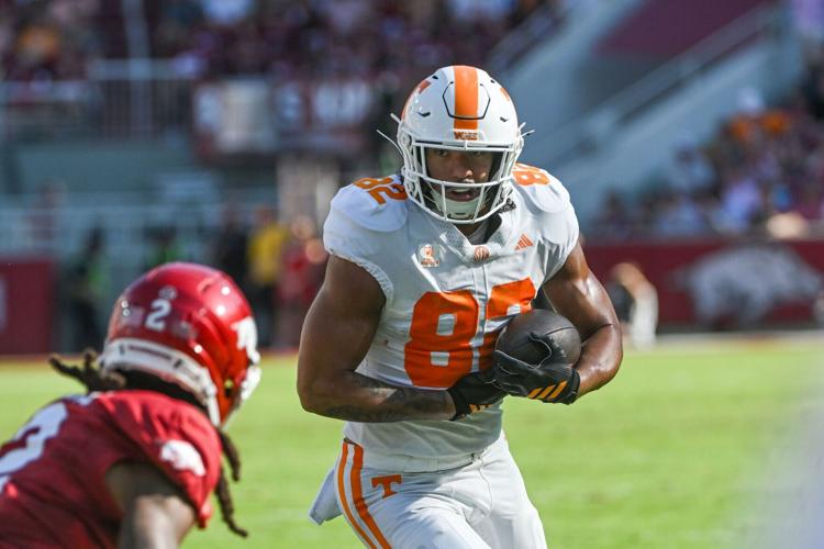 No. 15 Tennessee overcomes slow start, turnovers to beat Arkansas ...