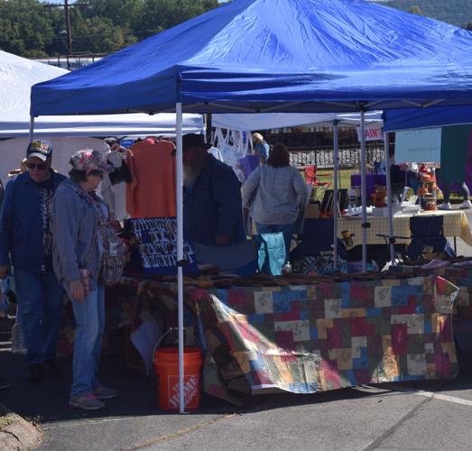 Etowah holds annual Fall Arts & Crafts Festival News