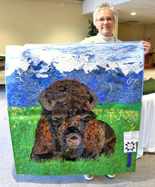 Cleveland resident wins quilt award