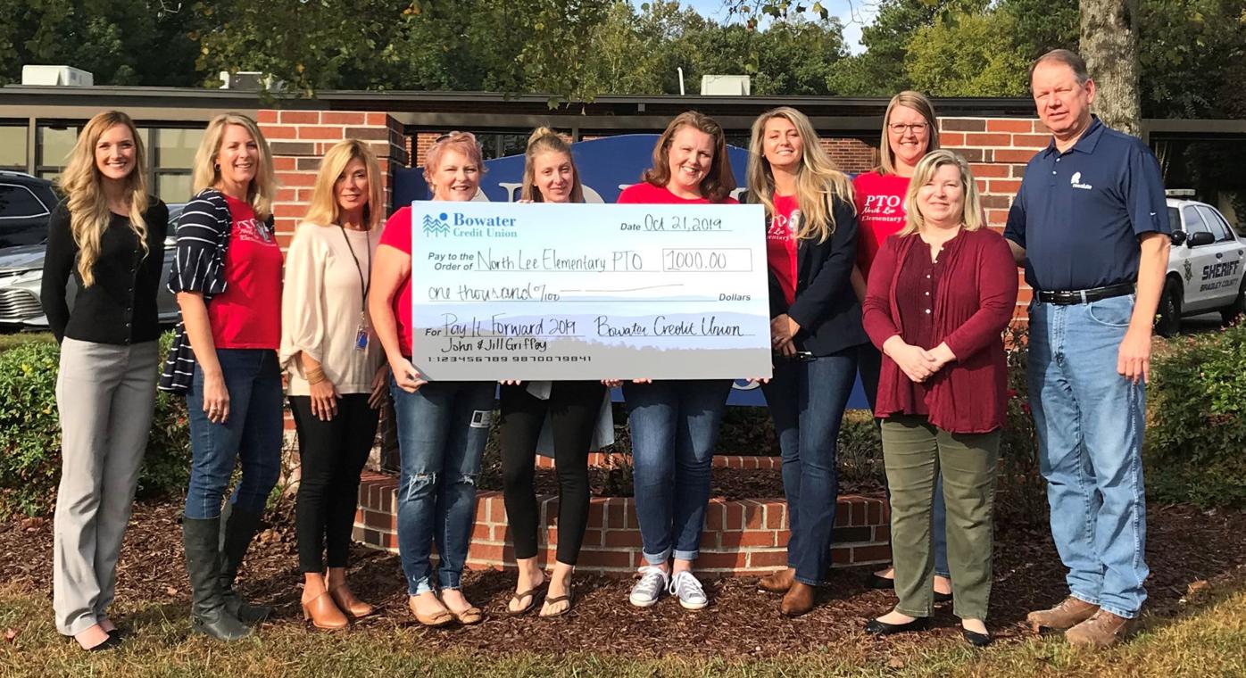 North Lee PTO receives prize from Bowater CU | News 