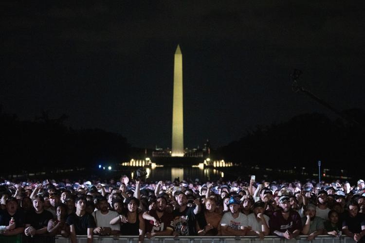 Time to rage in the cage at the White House. UFC the main event at ...